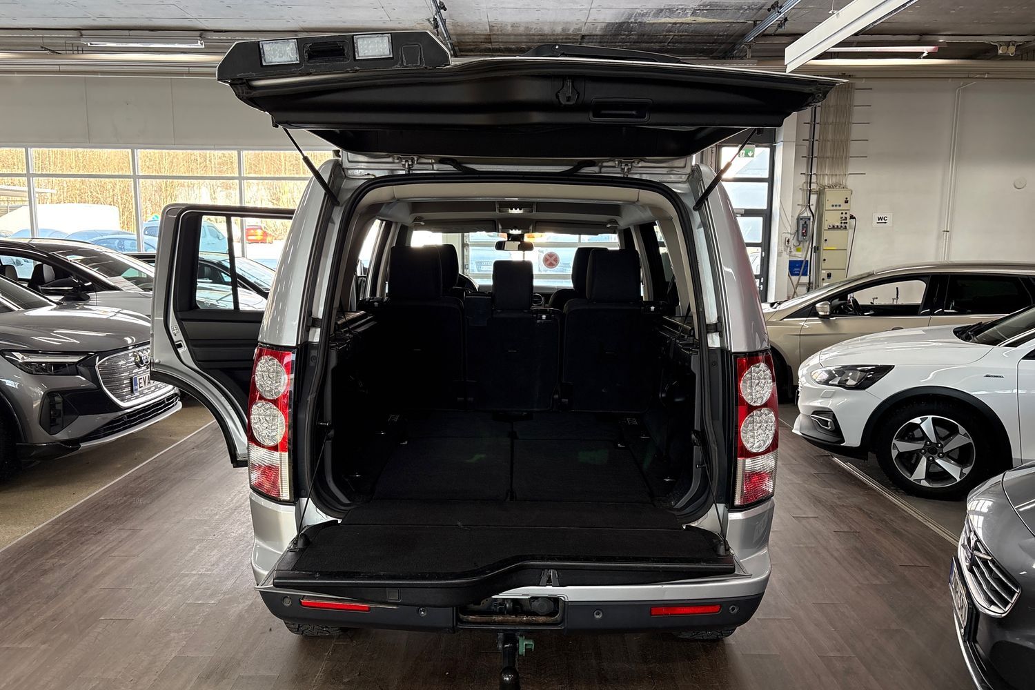 Land Rover Discovery vaihtoauto