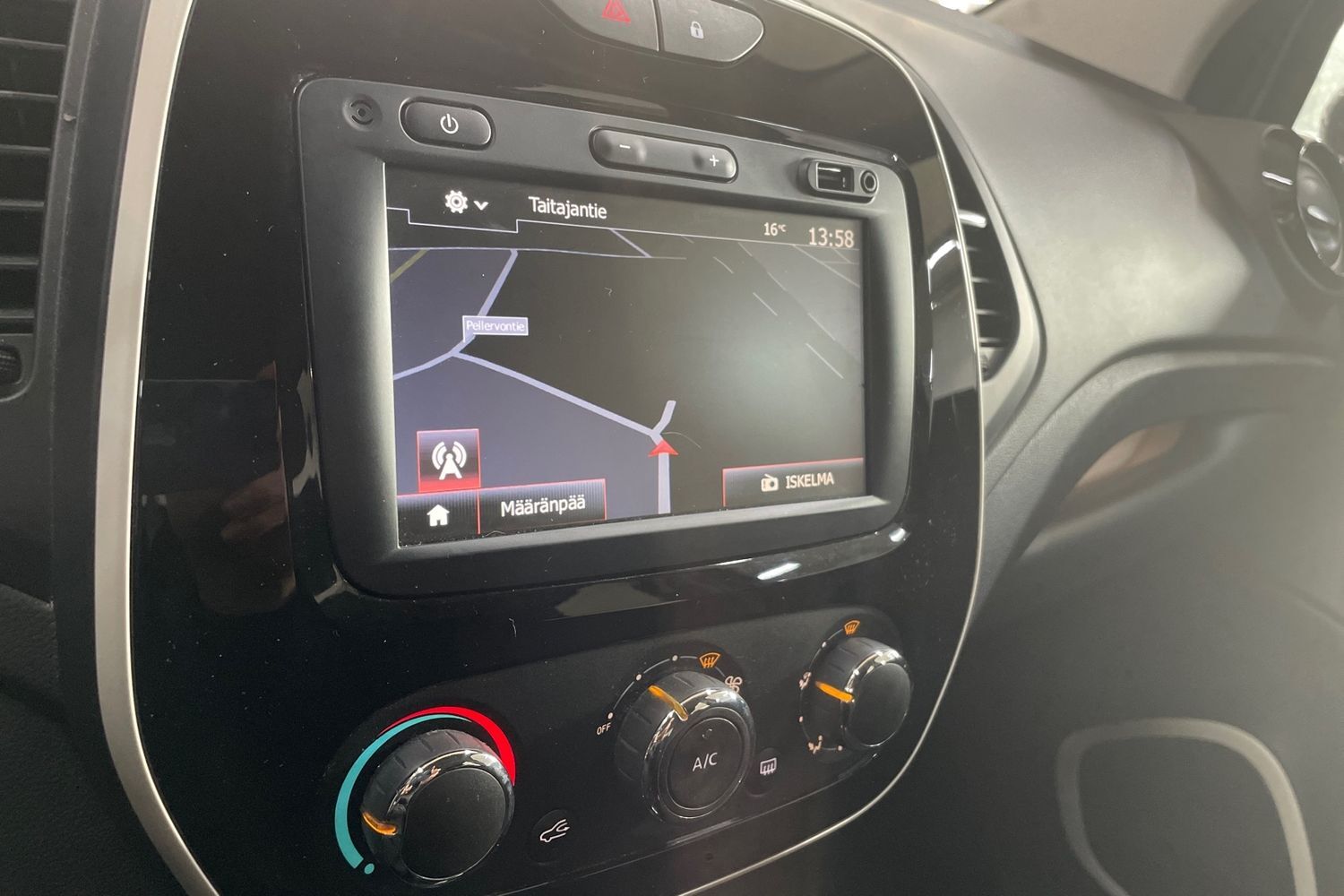Renault Captur vaihtoauto