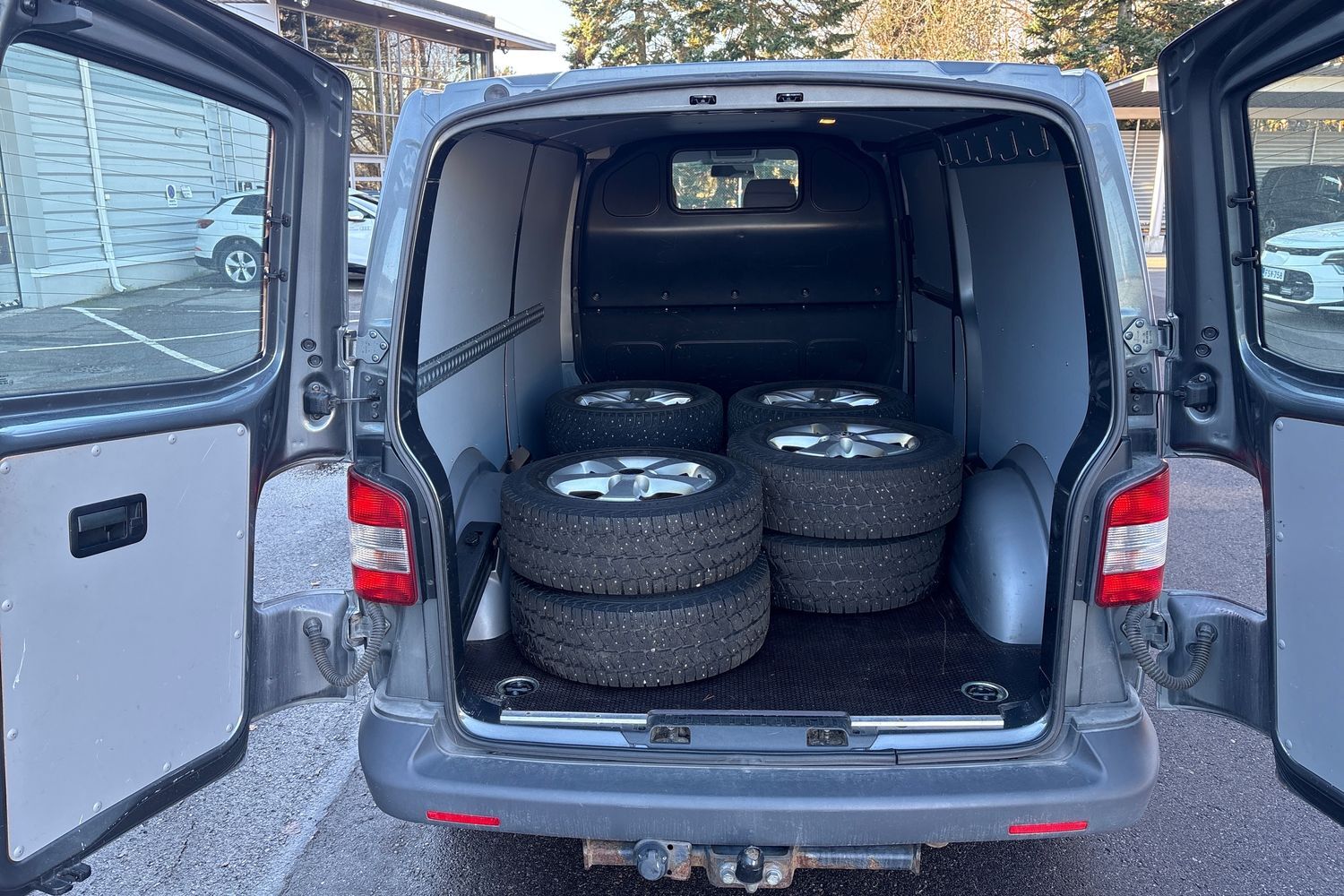 Volkswagen Transporter vaihtoauto