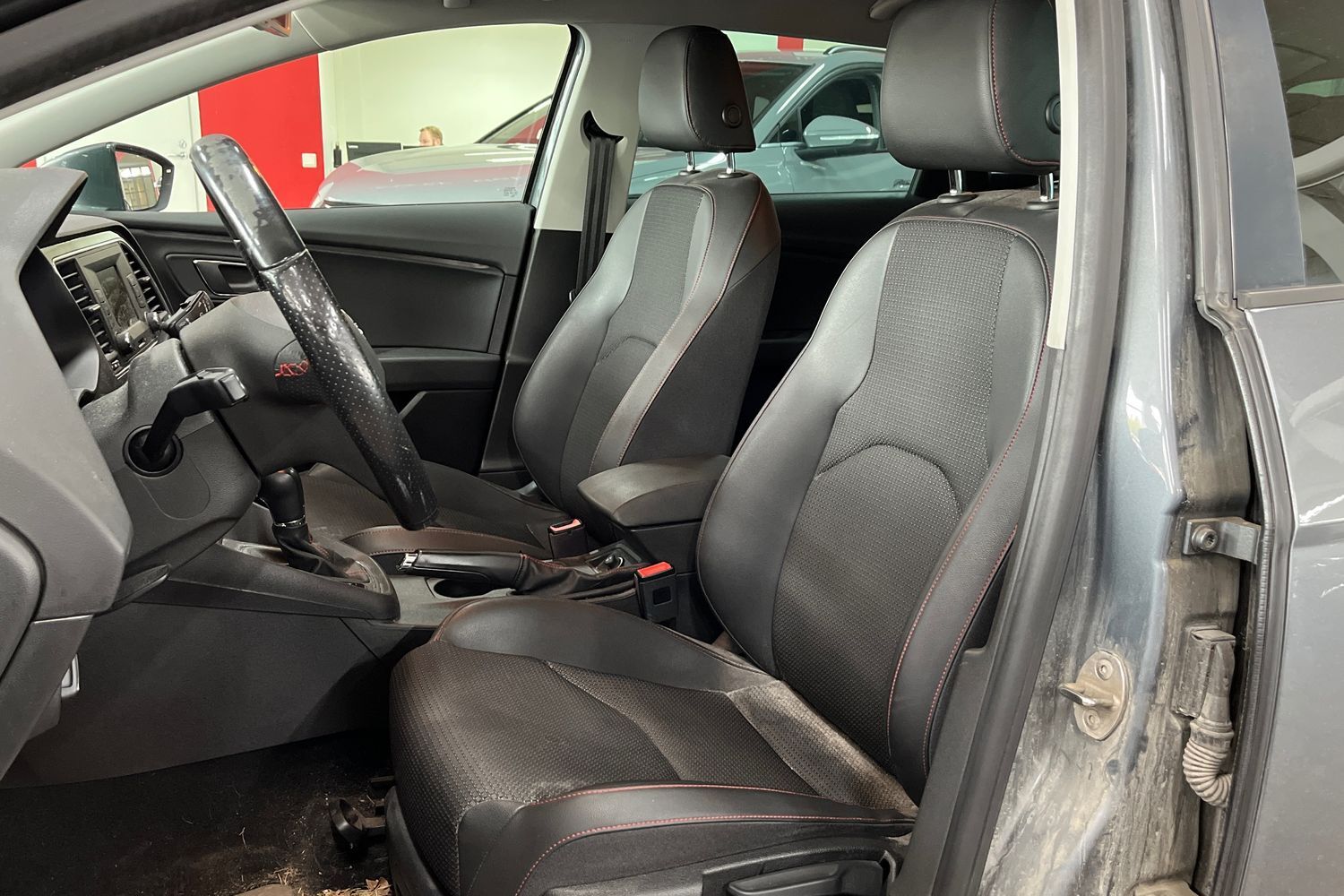 SEAT Leon ST vaihtoauto