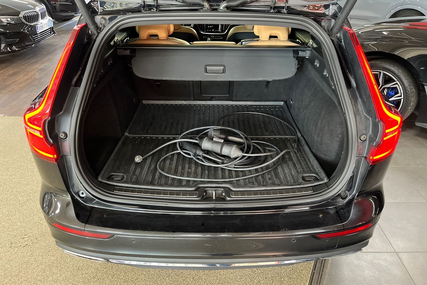 Volvo V60 vaihtoauto