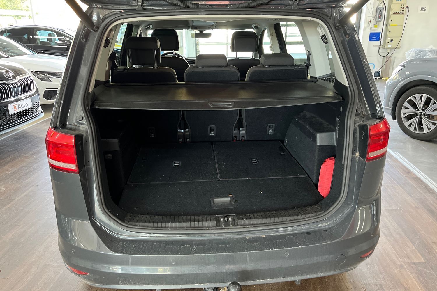 Volkswagen Touran vaihtoauto