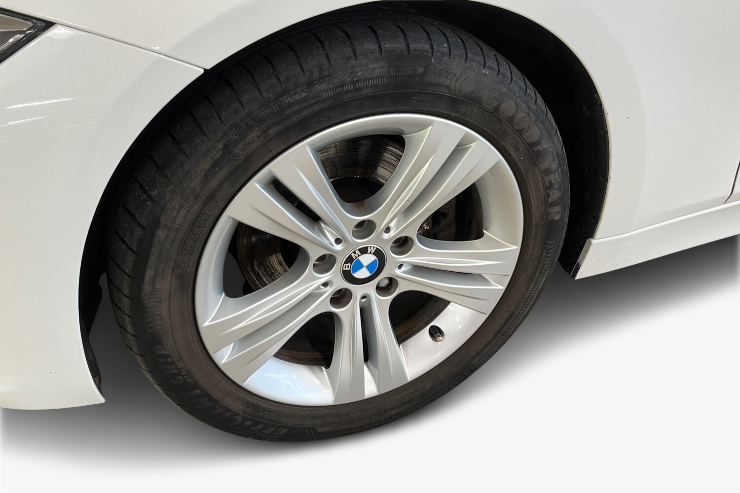 BMW 320 vaihtoauto