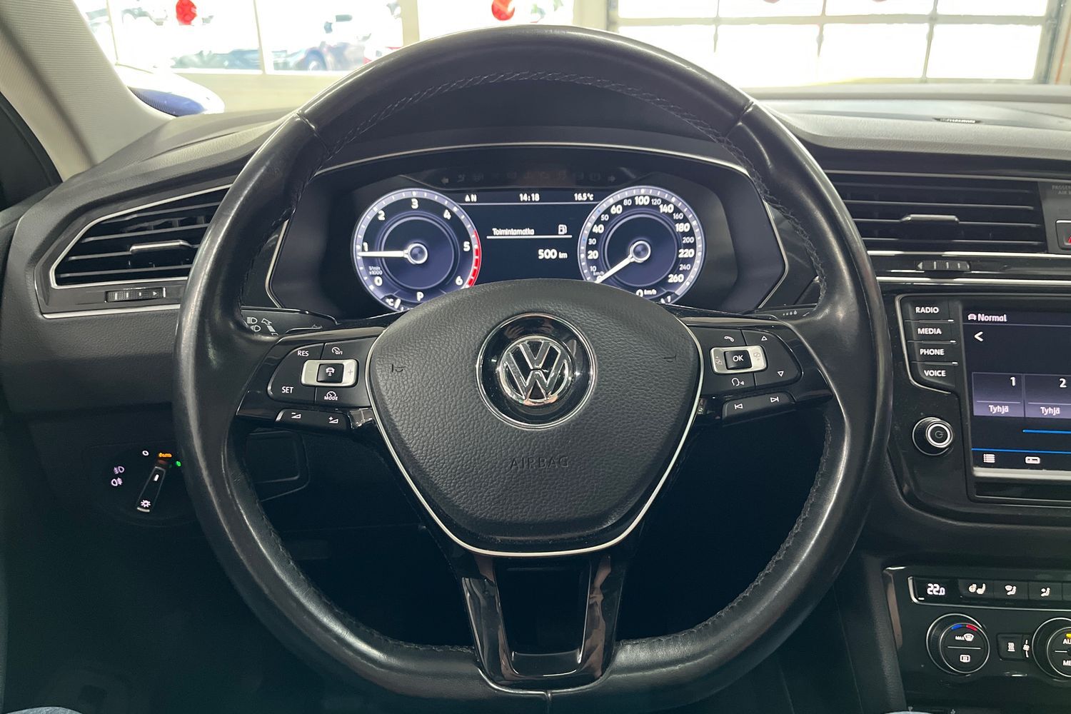 Volkswagen Tiguan vaihtoauto