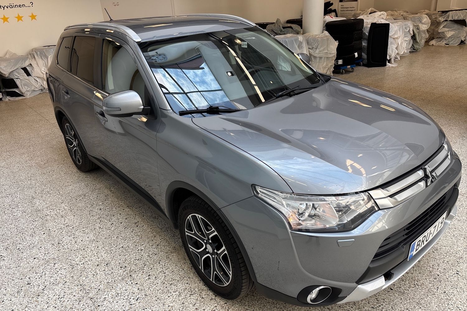 Mitsubishi Outlander vaihtoauto