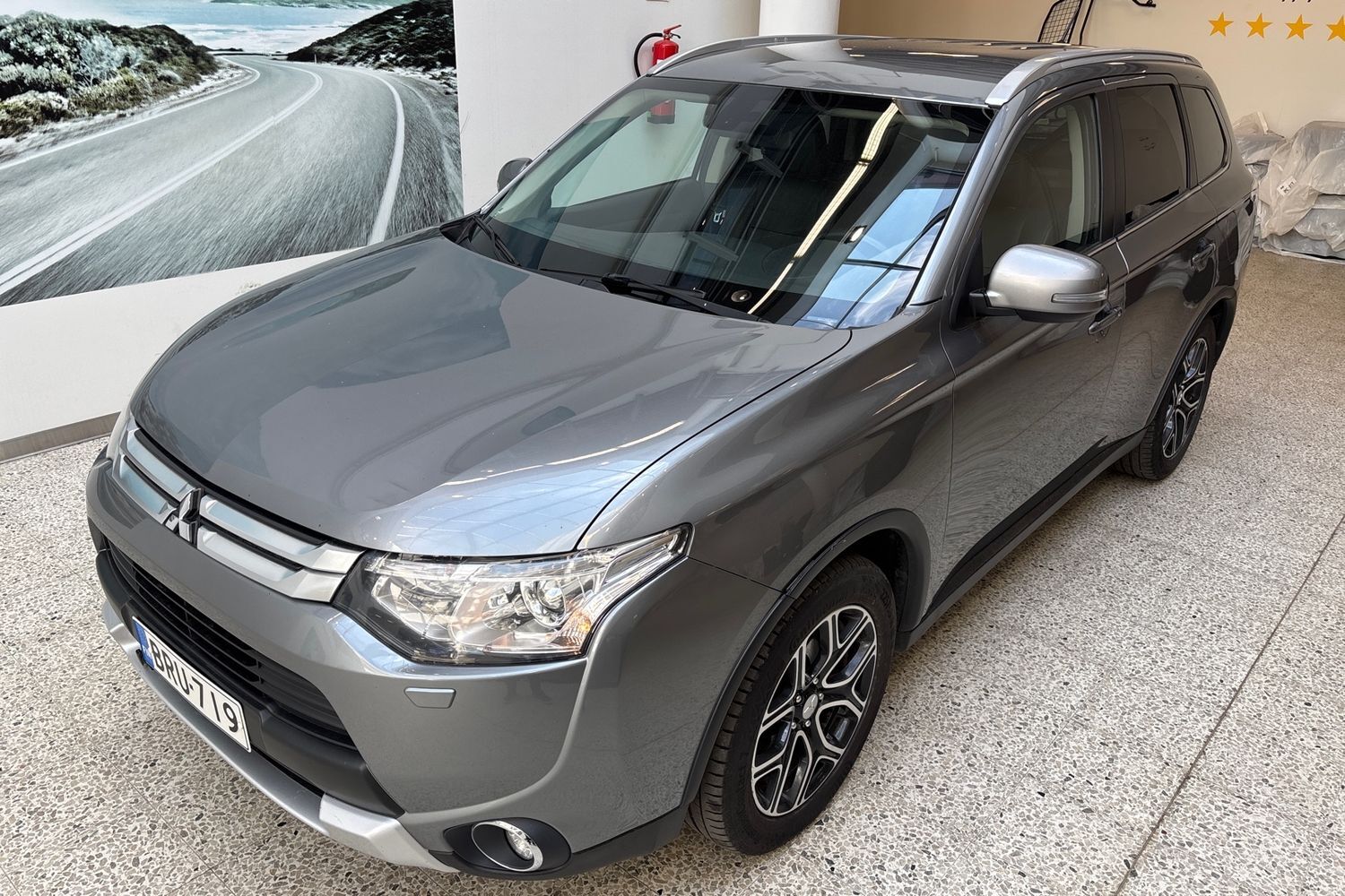 Mitsubishi Outlander vaihtoauto