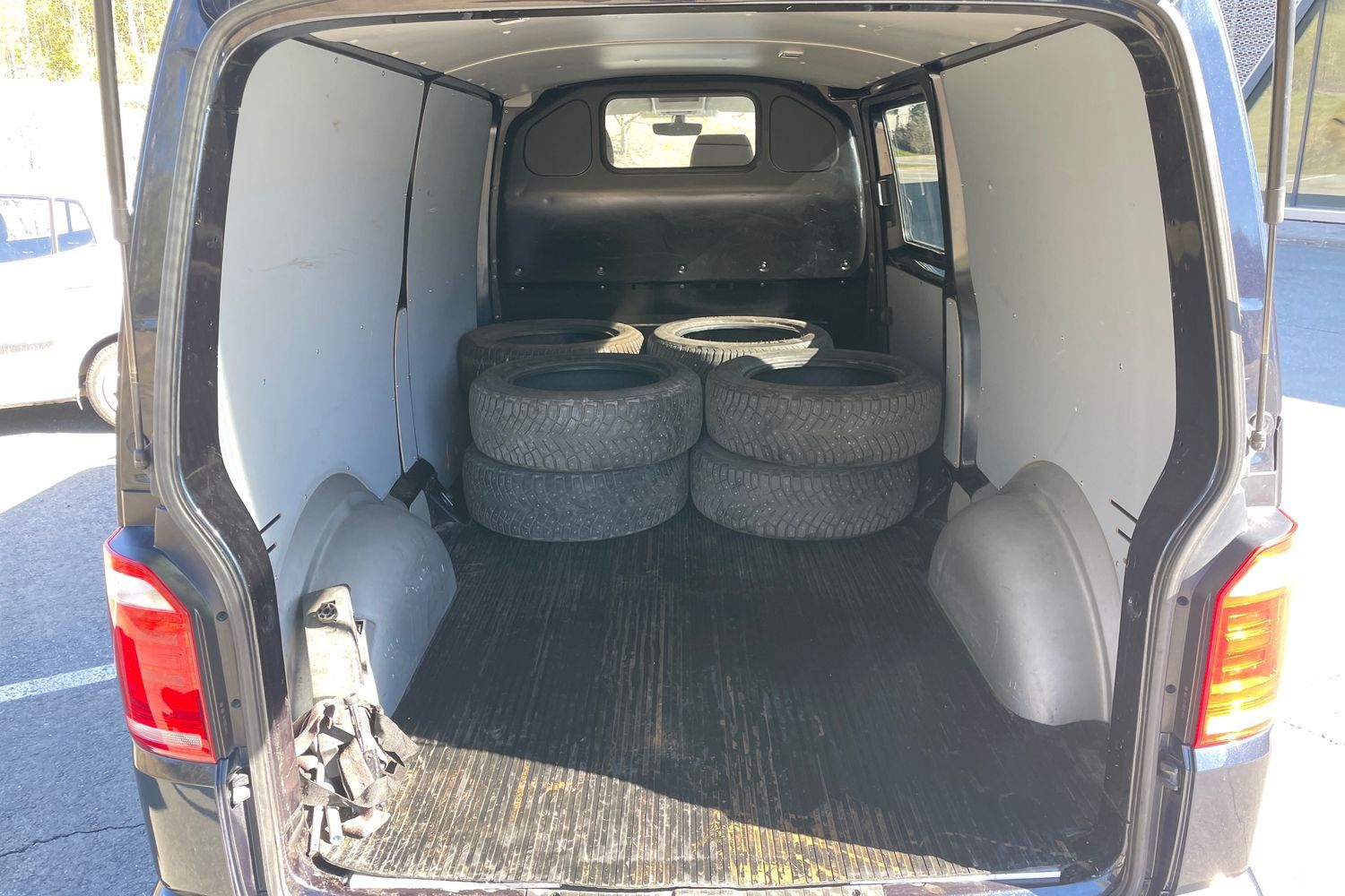 Volkswagen Transporter vaihtoauto