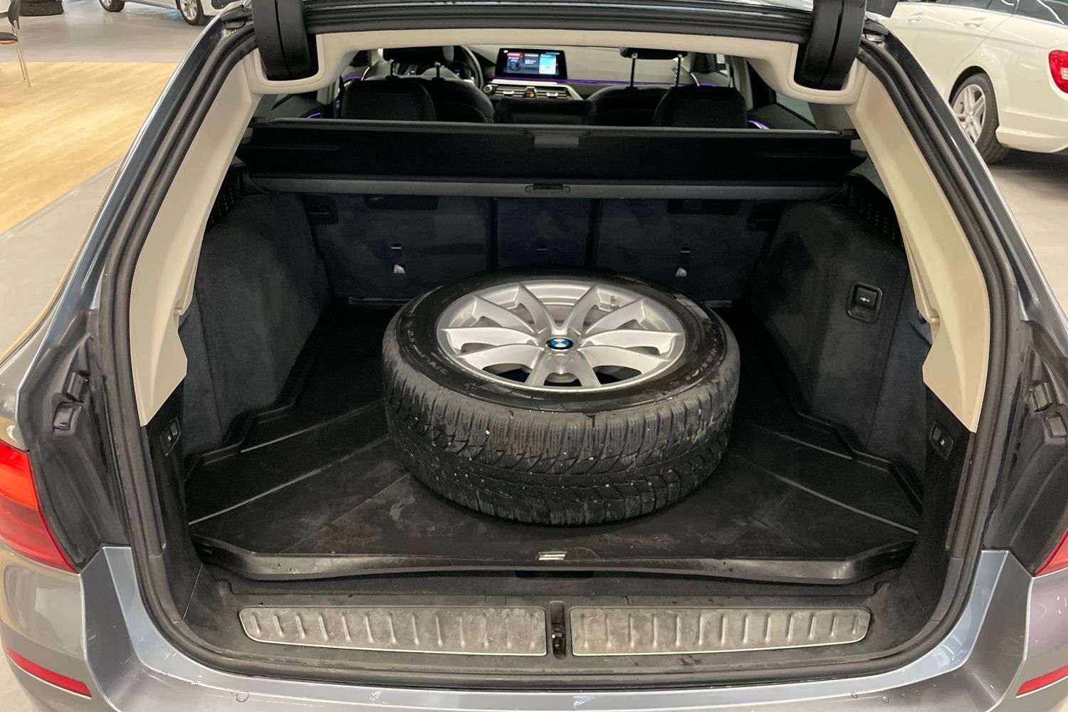BMW 520 vaihtoauto