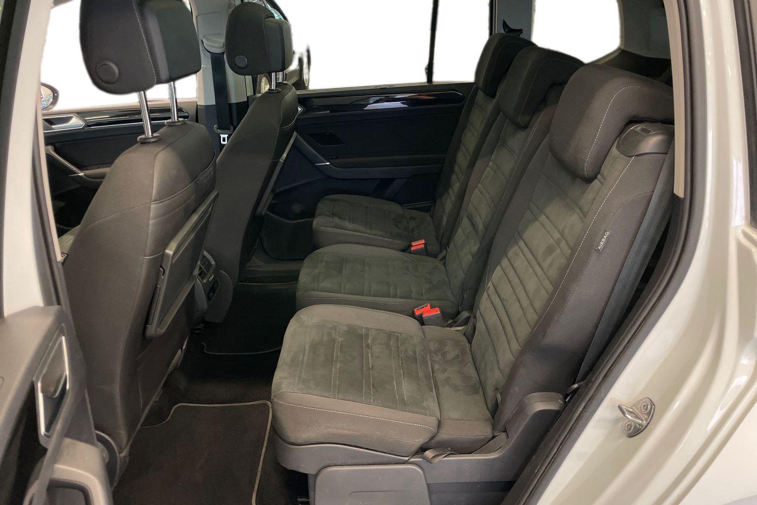 Volkswagen Touran vaihtoauto