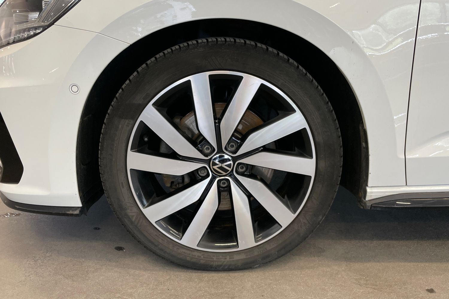 Volkswagen Touran vaihtoauto