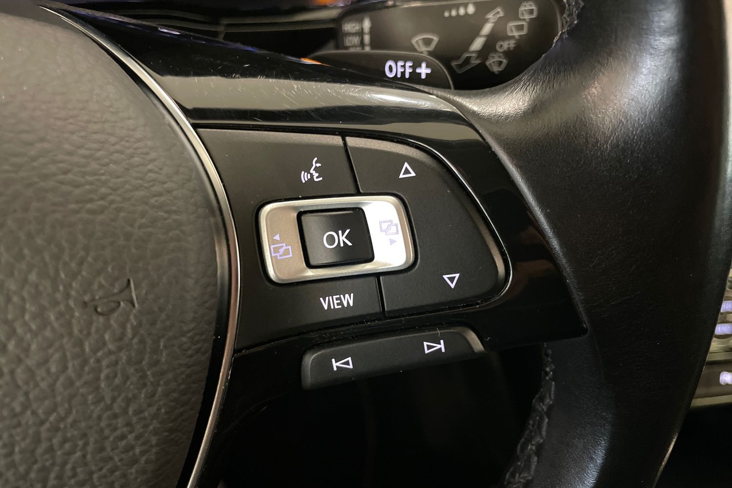 Volkswagen Touran vaihtoauto