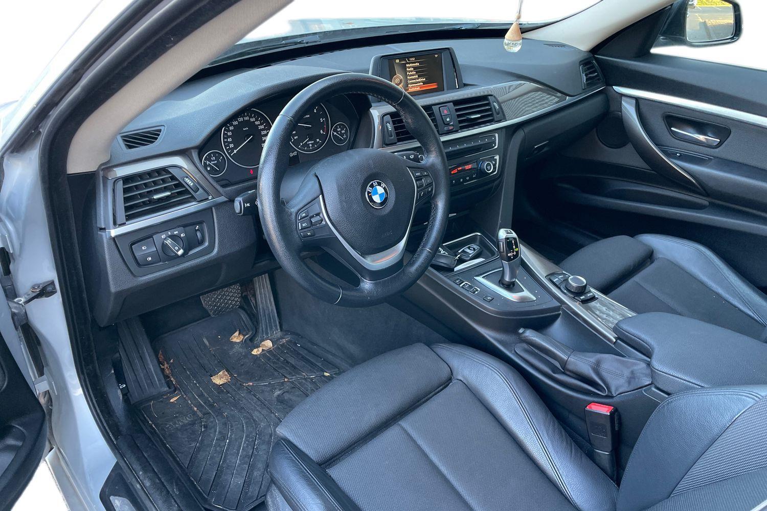 BMW 318 vaihtoauto
