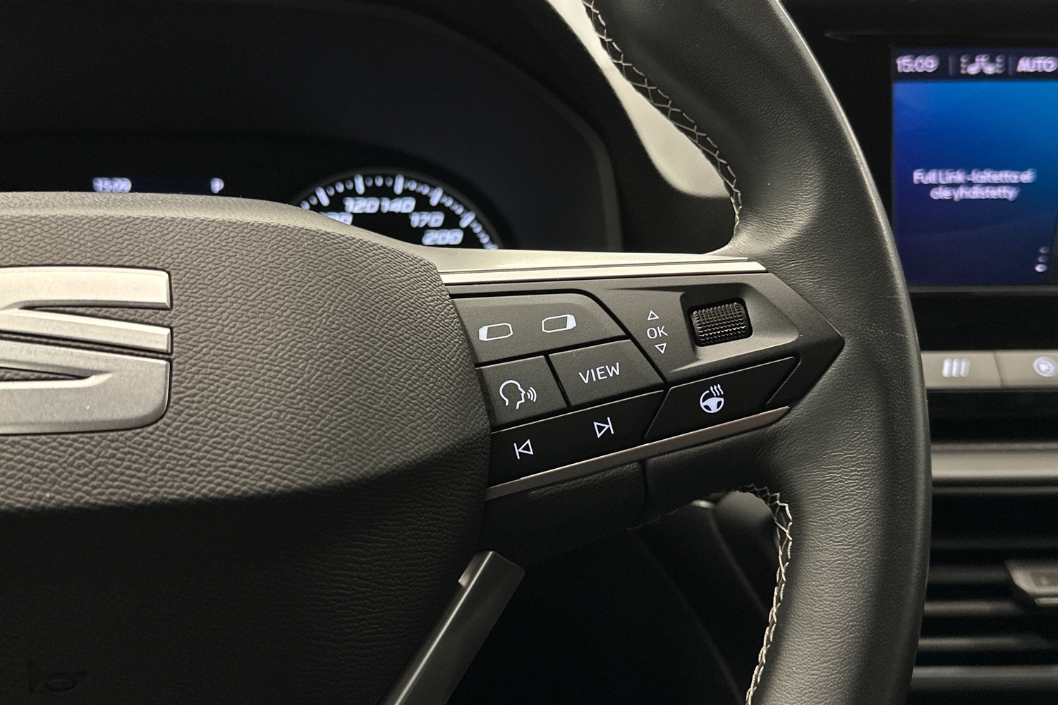 SEAT Leon Sportstourer vaihtoauto