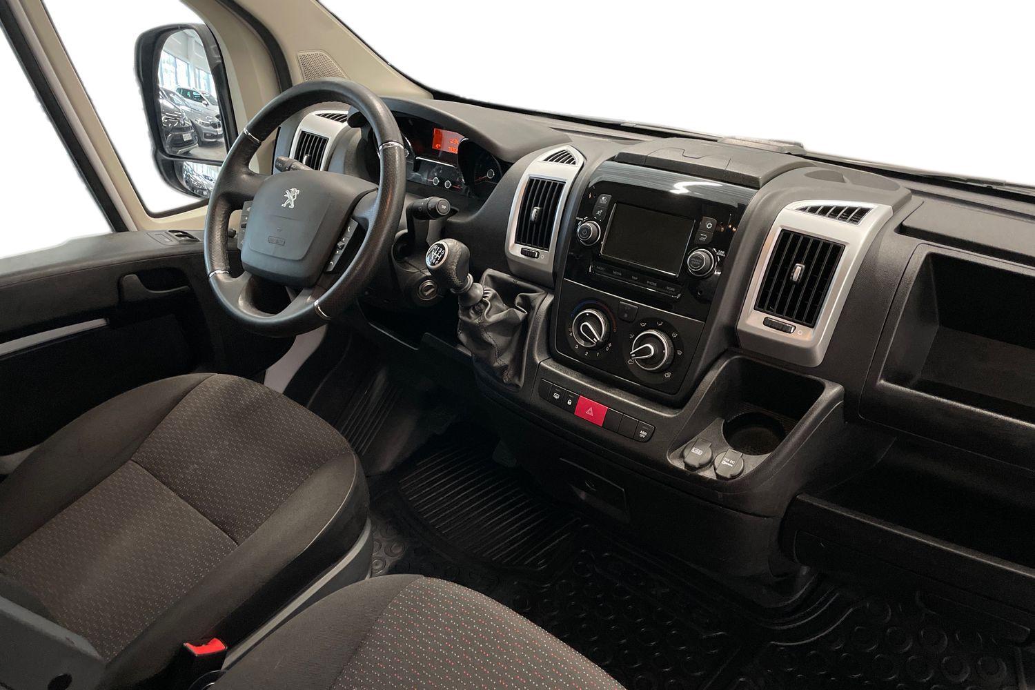 Peugeot Boxer vaihtoauto