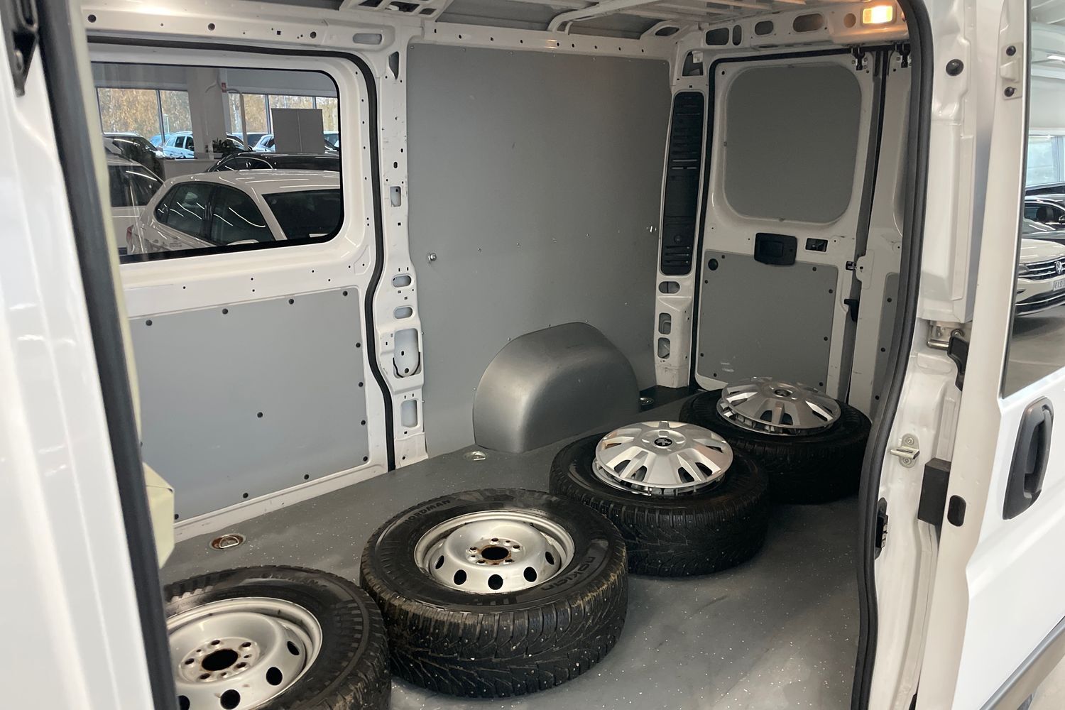 Peugeot Boxer vaihtoauto