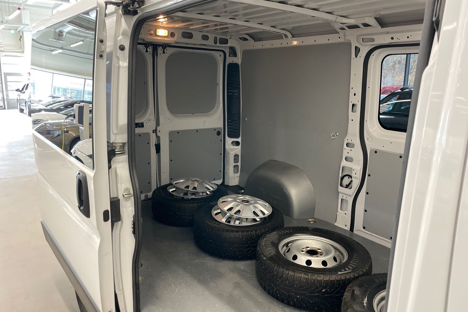 Peugeot Boxer vaihtoauto