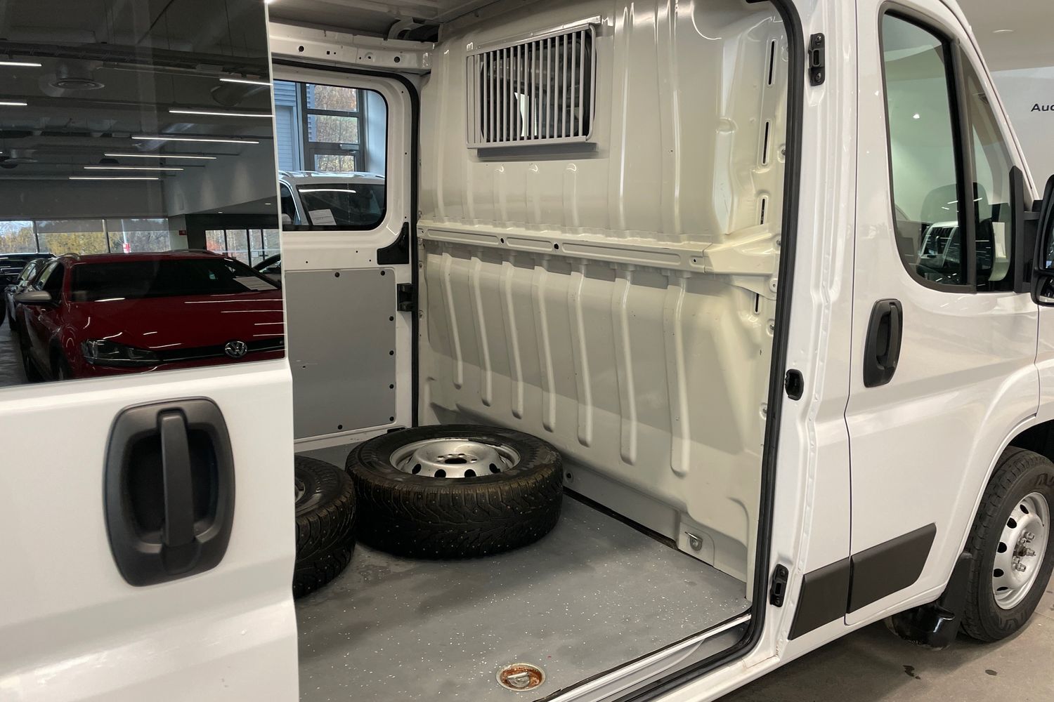 Peugeot Boxer vaihtoauto