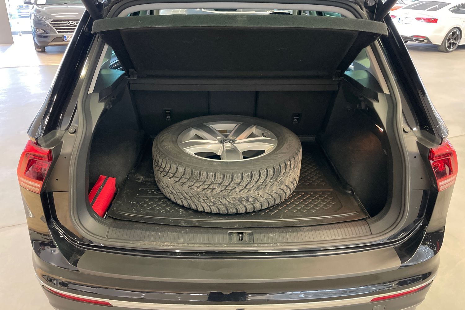 Volkswagen Tiguan vaihtoauto