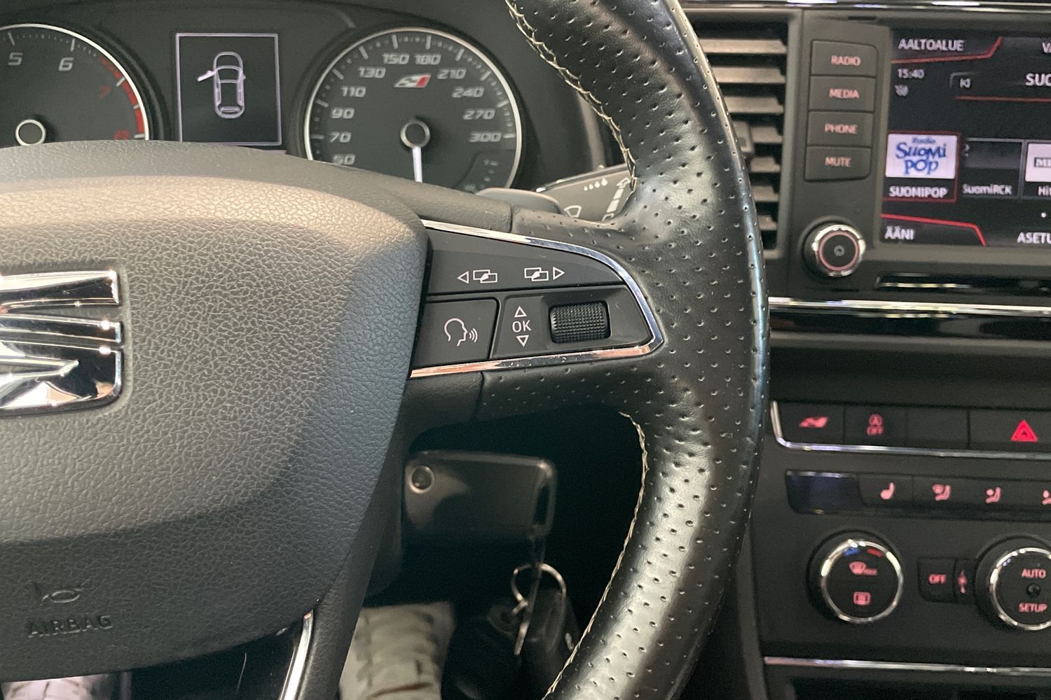 SEAT Leon ST vaihtoauto