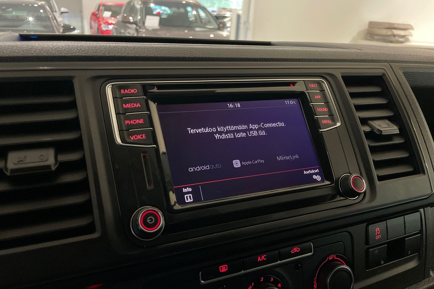Volkswagen Transporter vaihtoauto