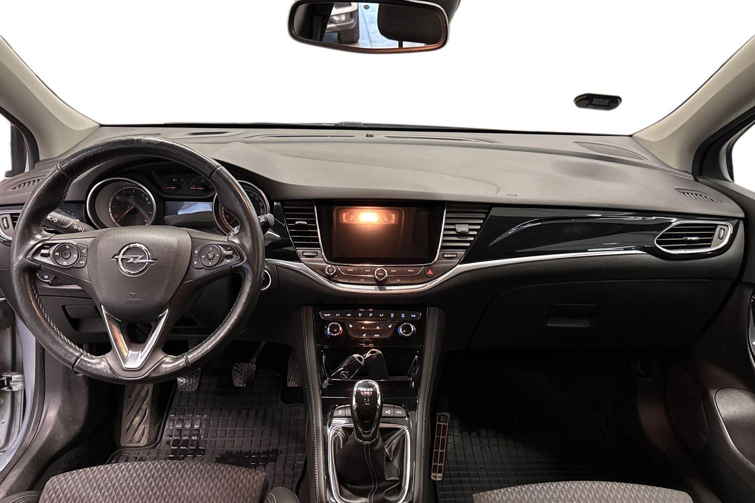 Opel Astra vaihtoauto