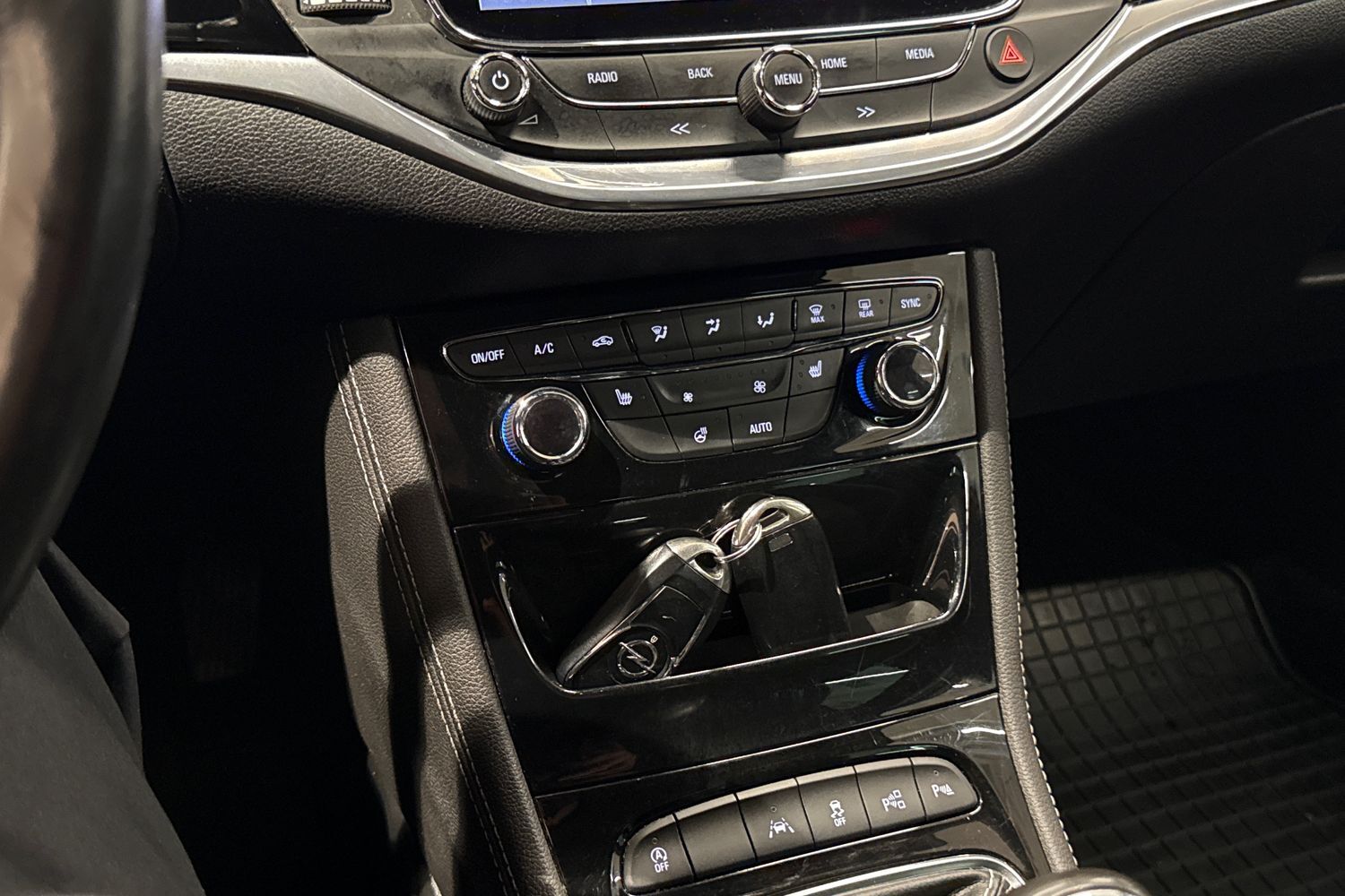 Opel Astra vaihtoauto