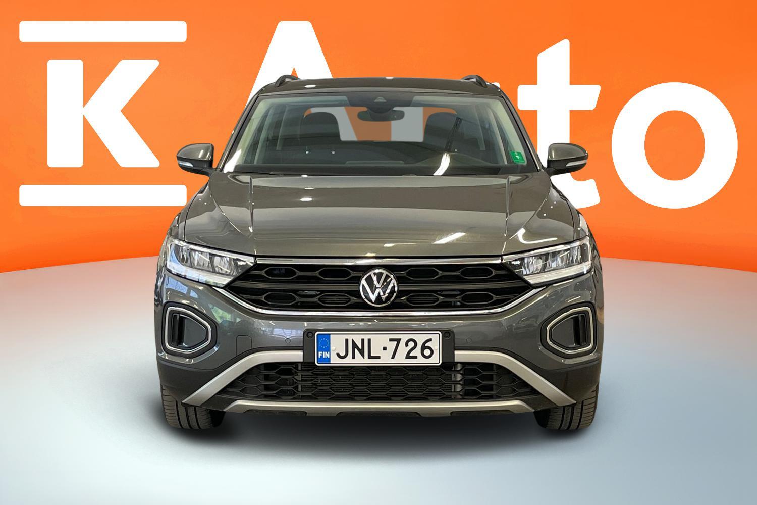 Volkswagen T-Roc vaihtoauto