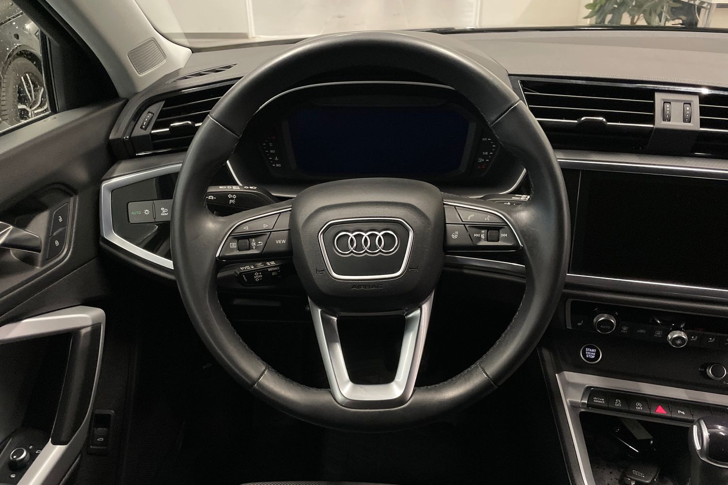 Audi Q3 vaihtoauto