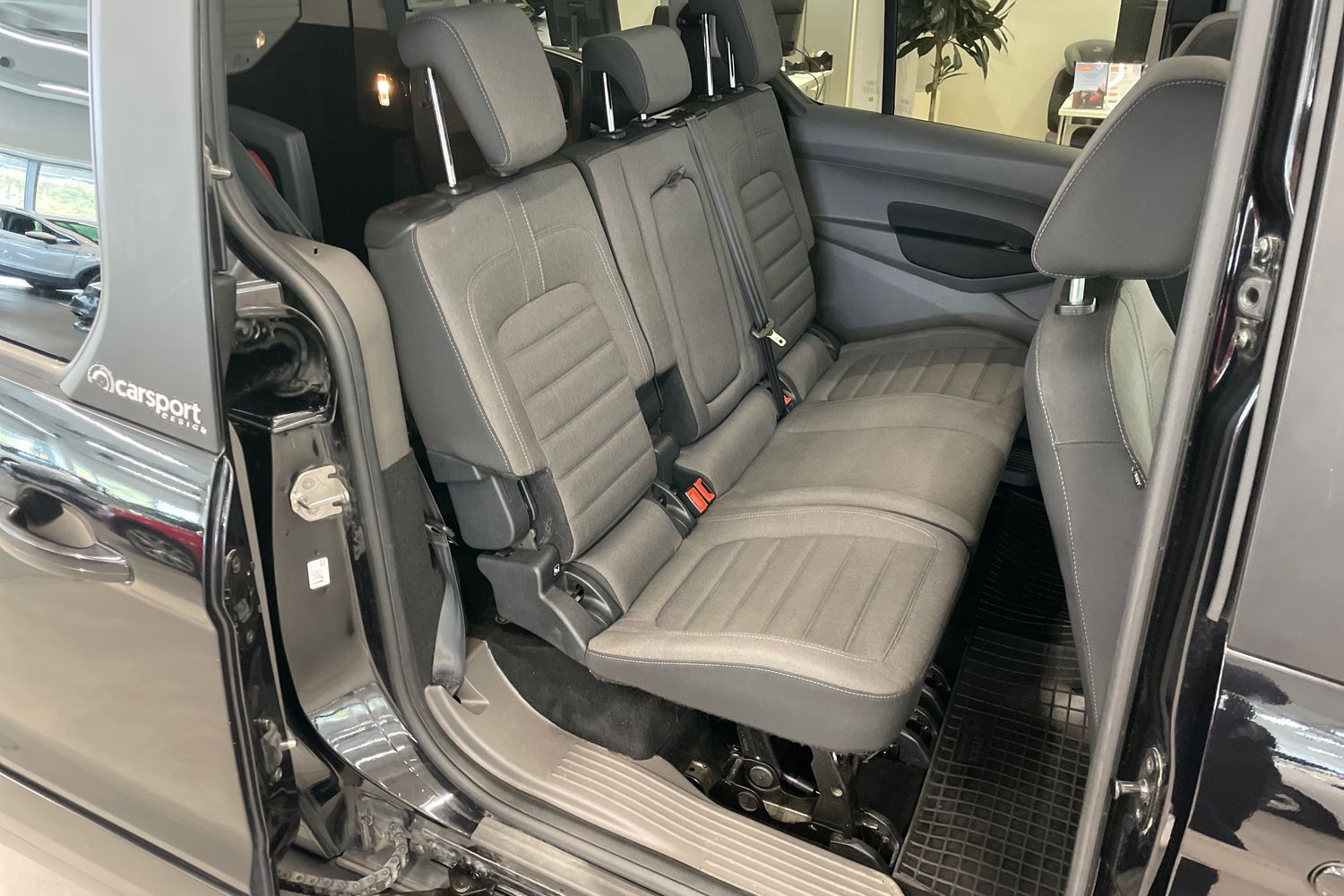 Ford Grand Tourneo Connect vaihtoauto