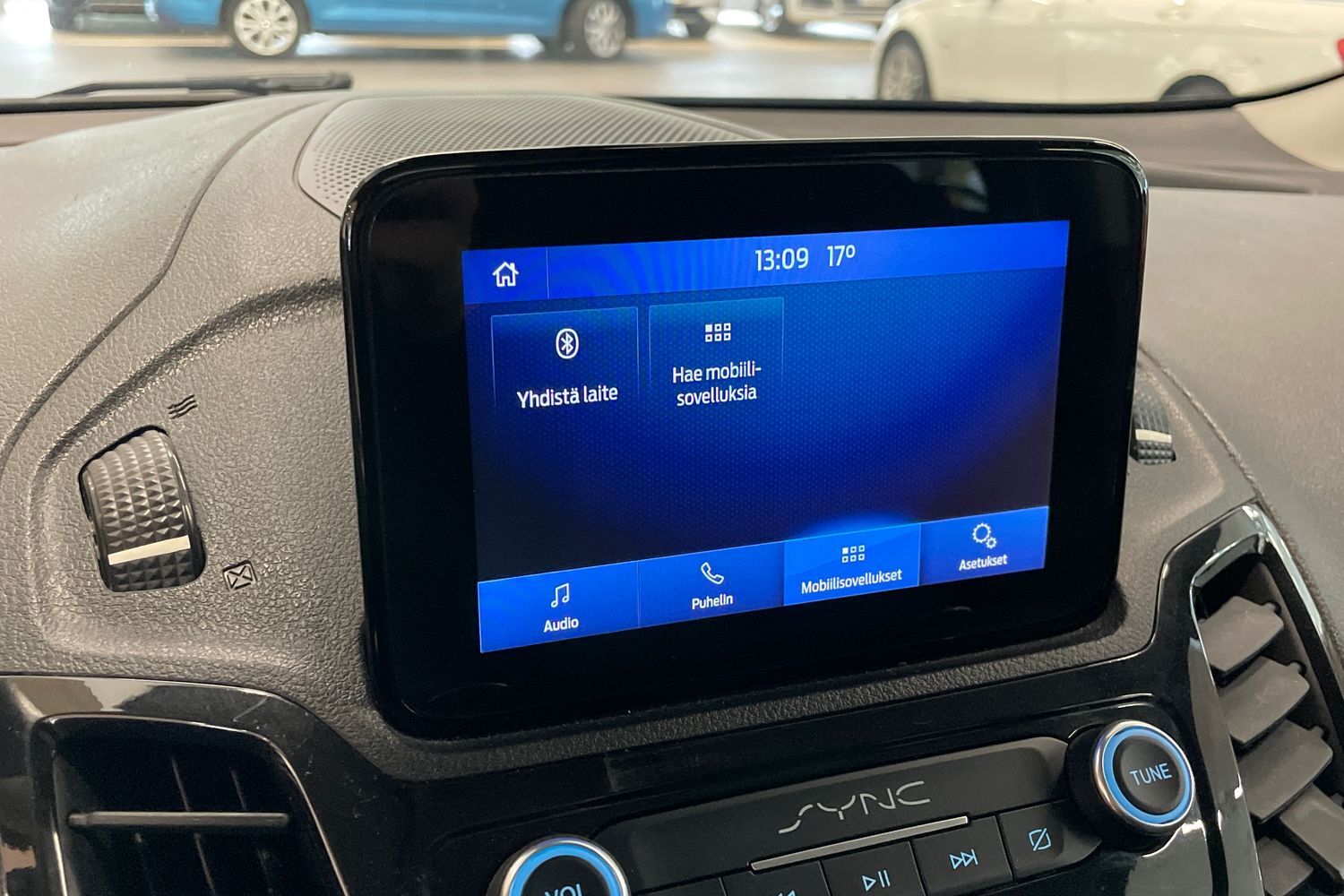 Ford Grand Tourneo Connect vaihtoauto