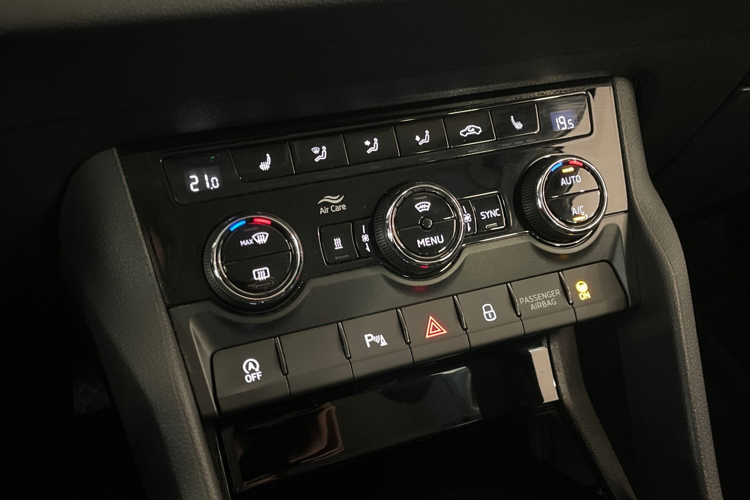 Skoda Karoq vaihtoauto