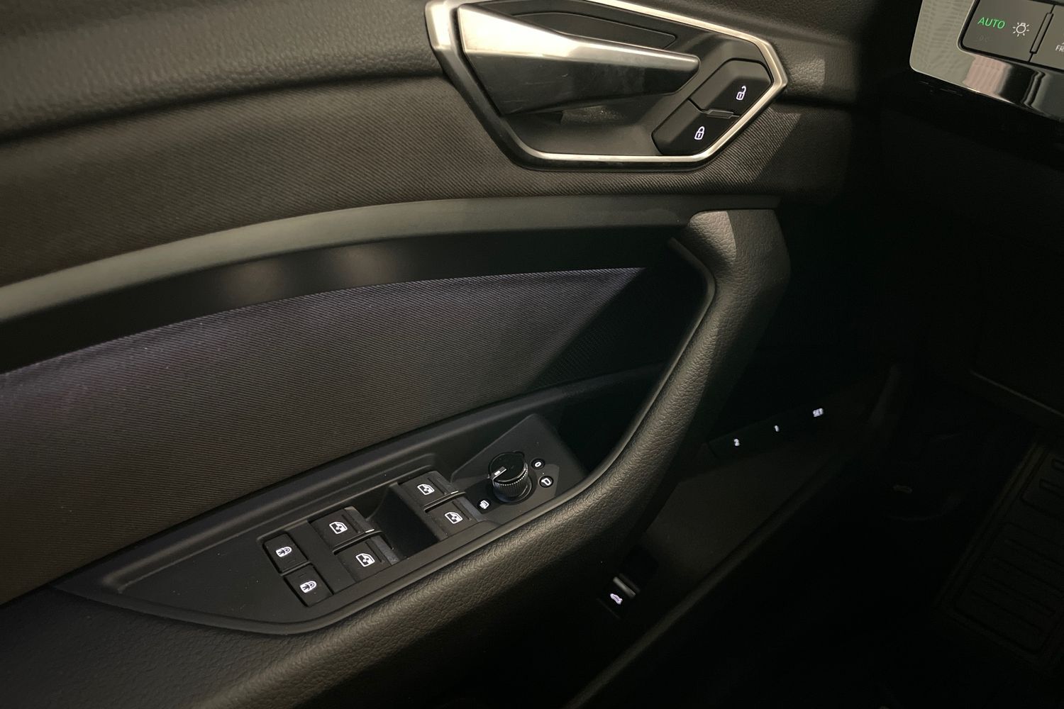 Audi Q8 e-tron vaihtoauto