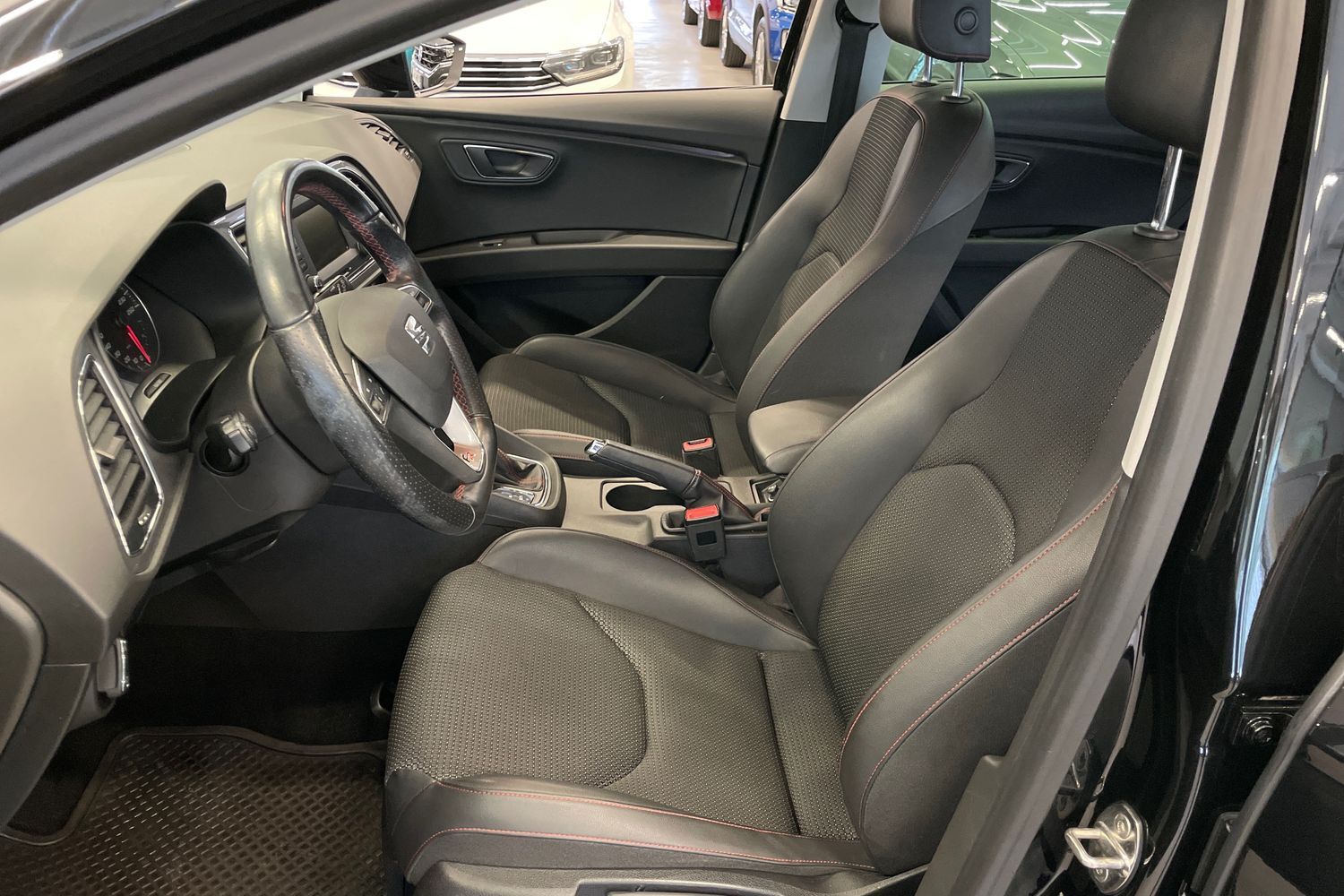 SEAT Leon ST vaihtoauto