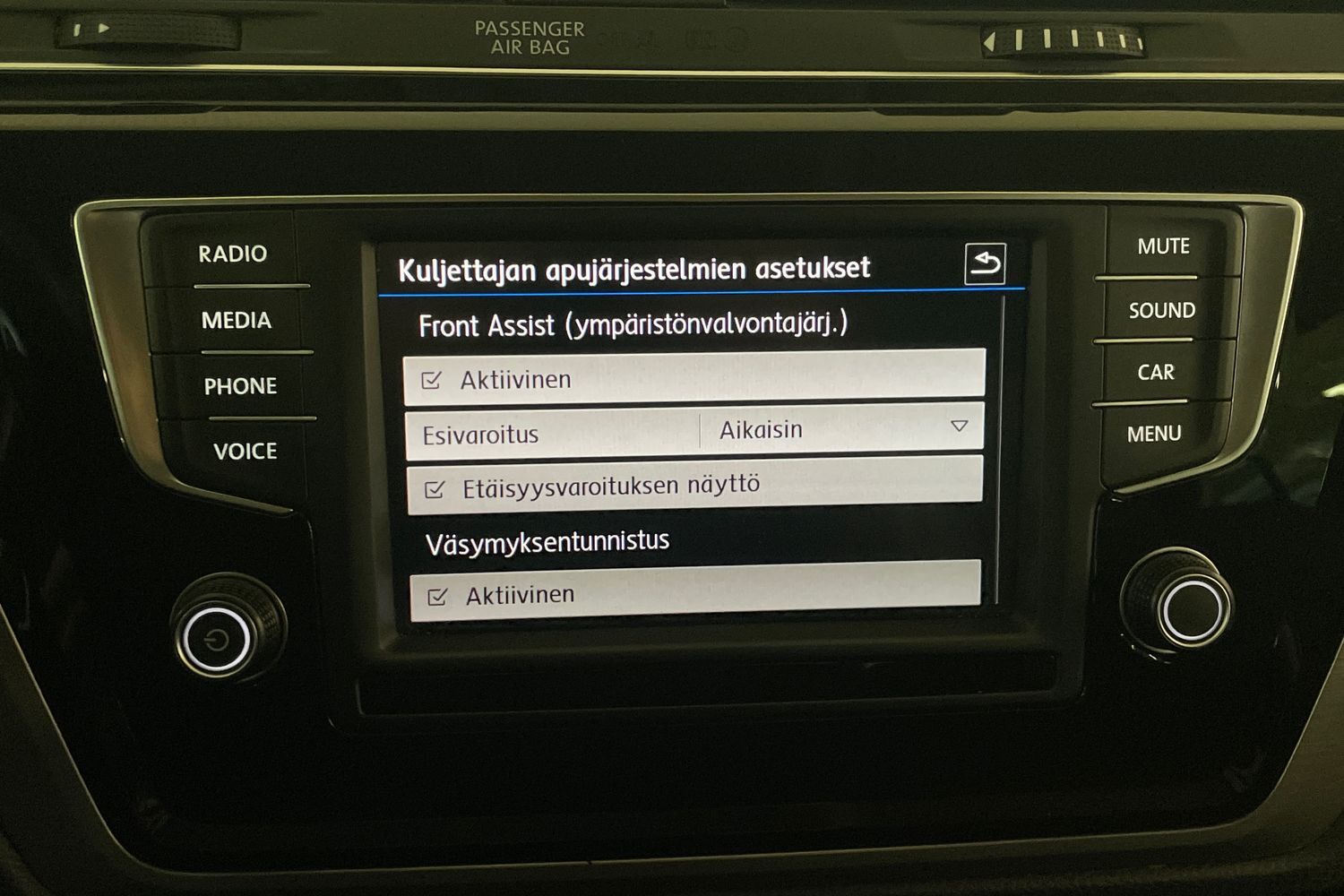 Volkswagen Touran vaihtoauto