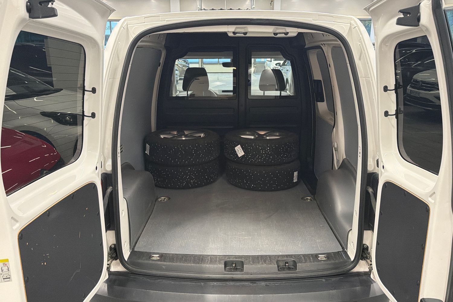 Volkswagen Caddy vaihtoauto