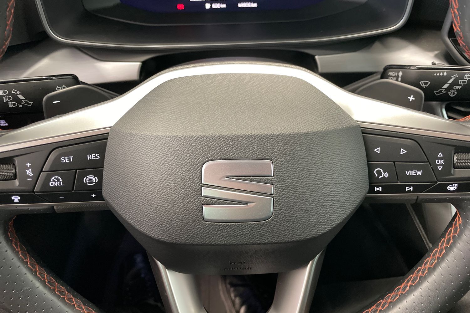 SEAT Leon Sportstourer vaihtoauto