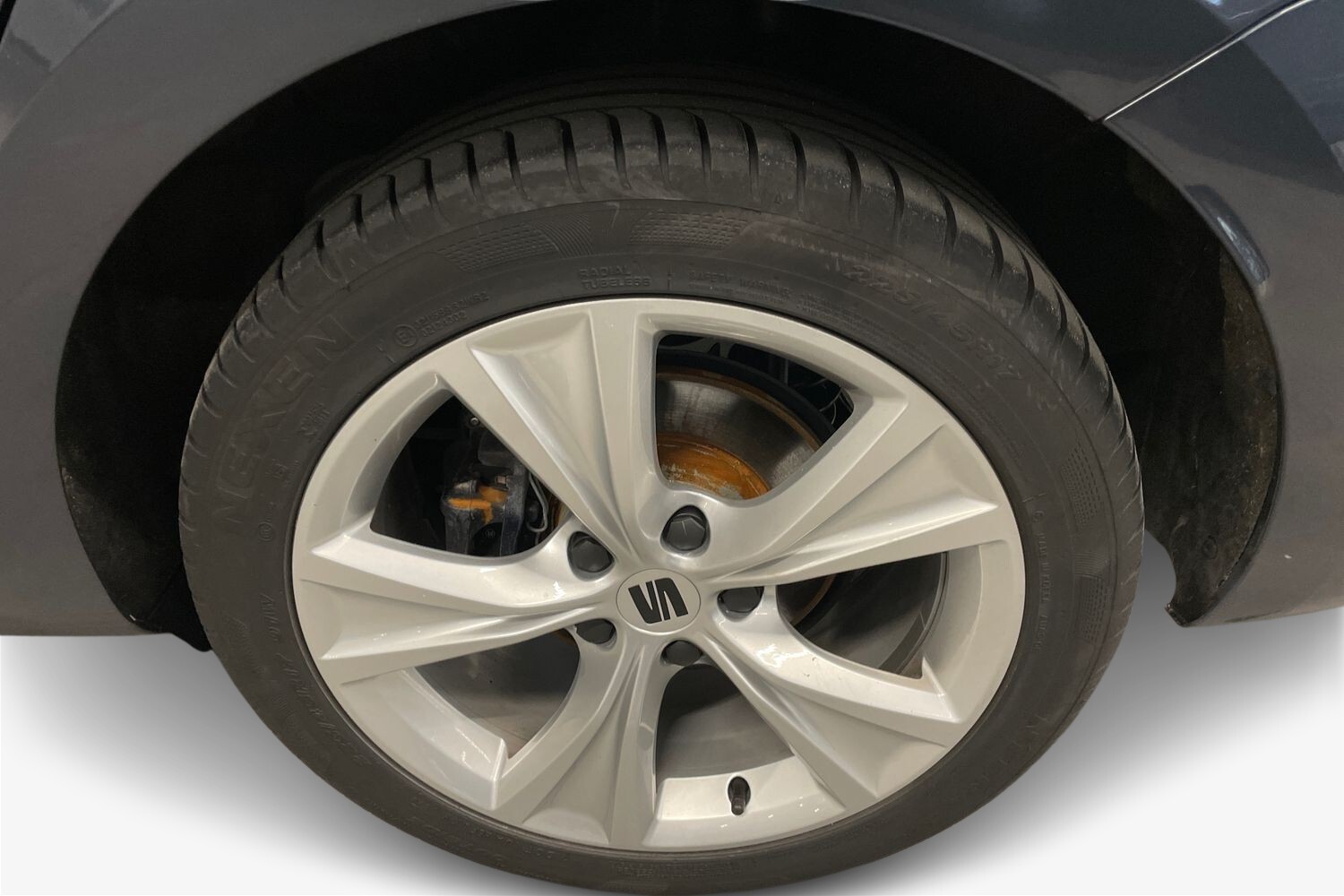 SEAT Leon Sportstourer vaihtoauto