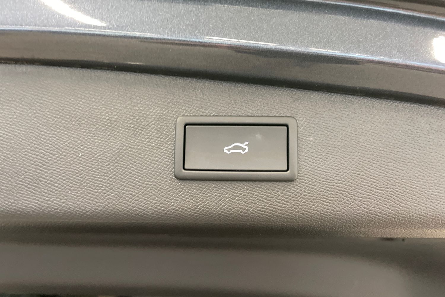 SEAT Leon Sportstourer vaihtoauto