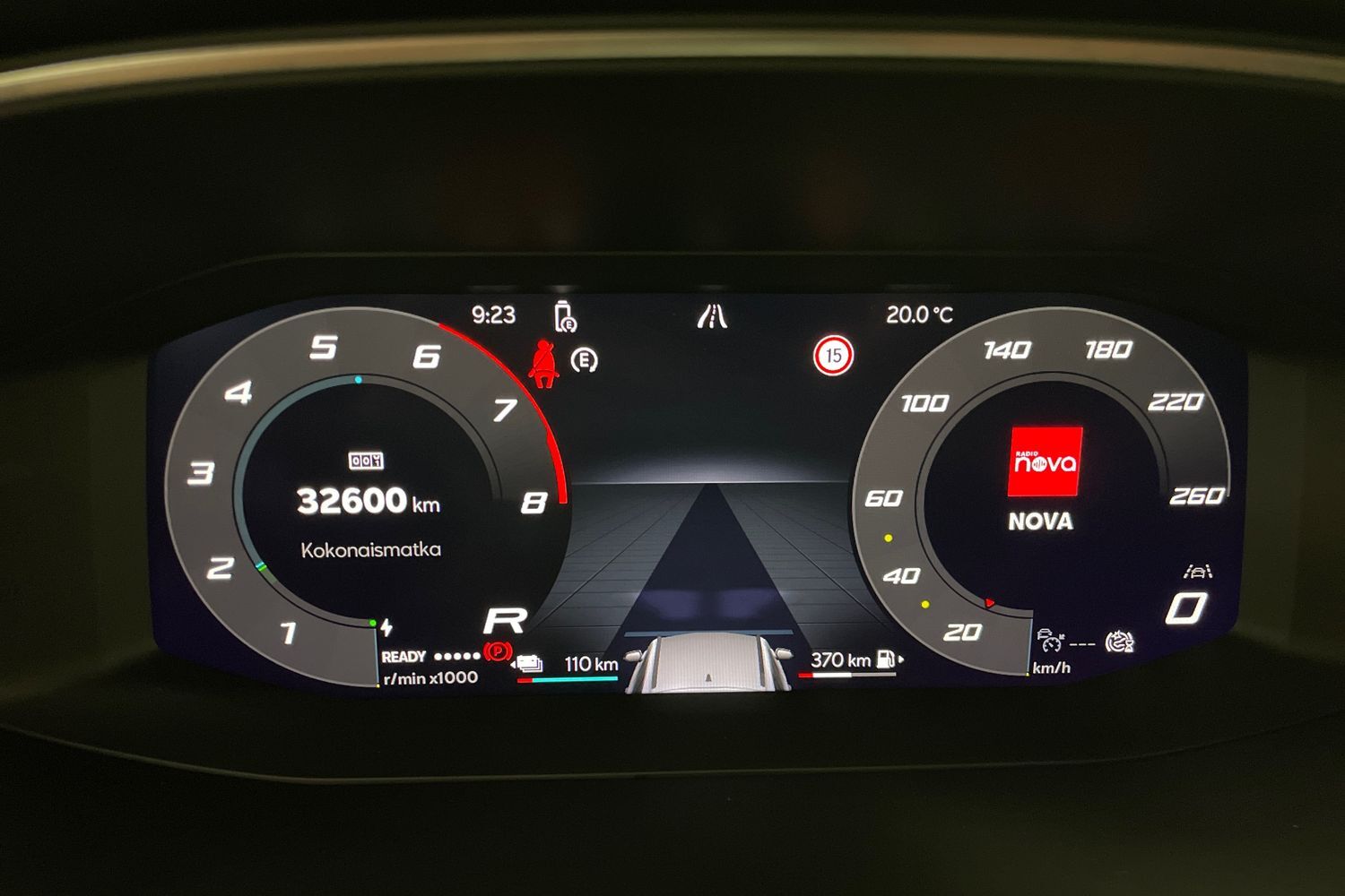 SEAT Leon Sportstourer vaihtoauto