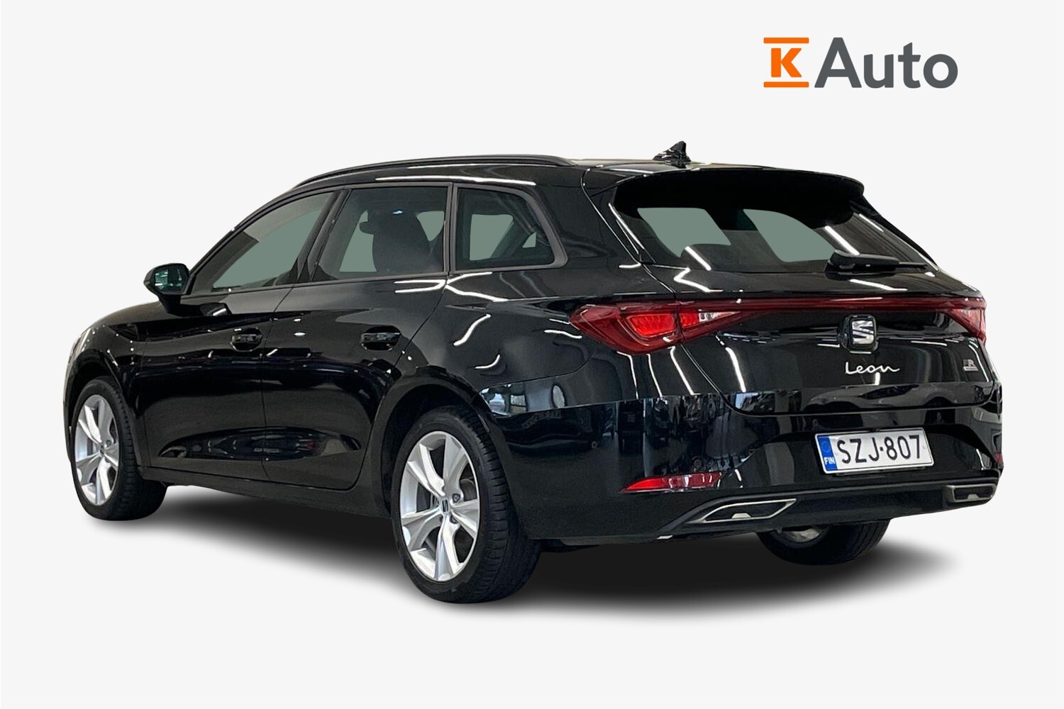 SEAT Leon Sportstourer vaihtoauto
