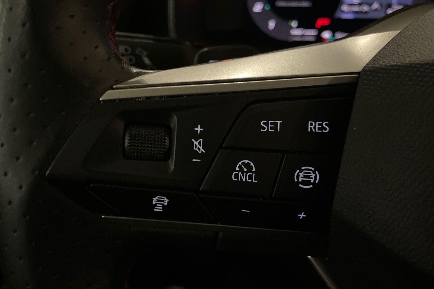 SEAT Leon Sportstourer vaihtoauto