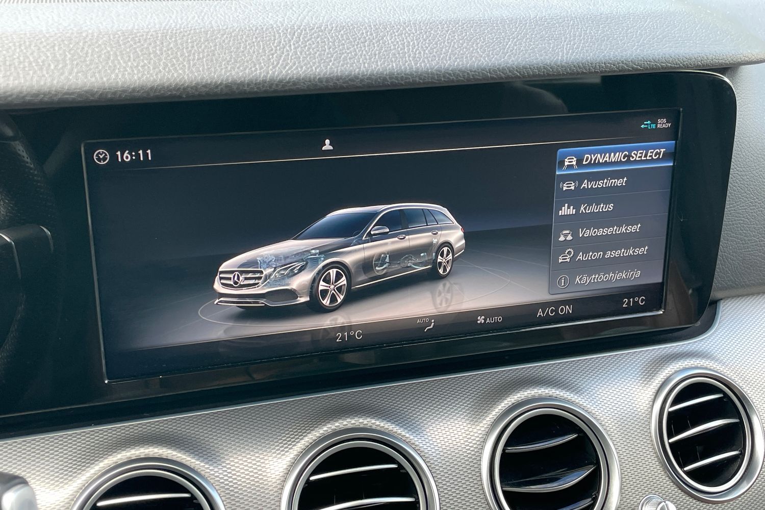 Mercedes-Benz E vaihtoauto