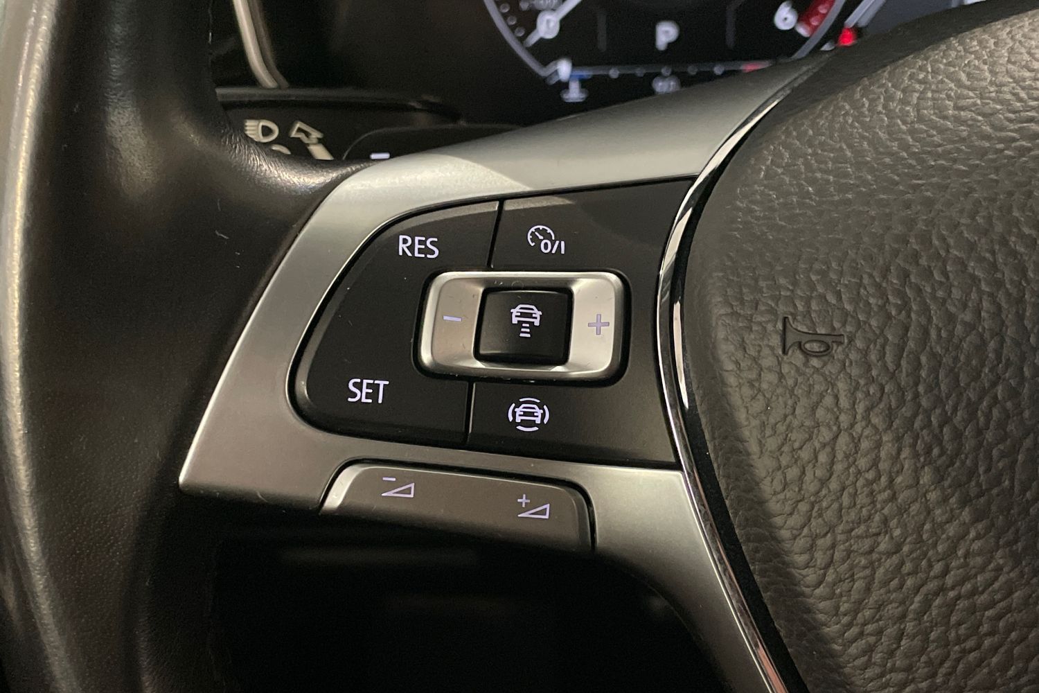 Volkswagen Touareg vaihtoauto