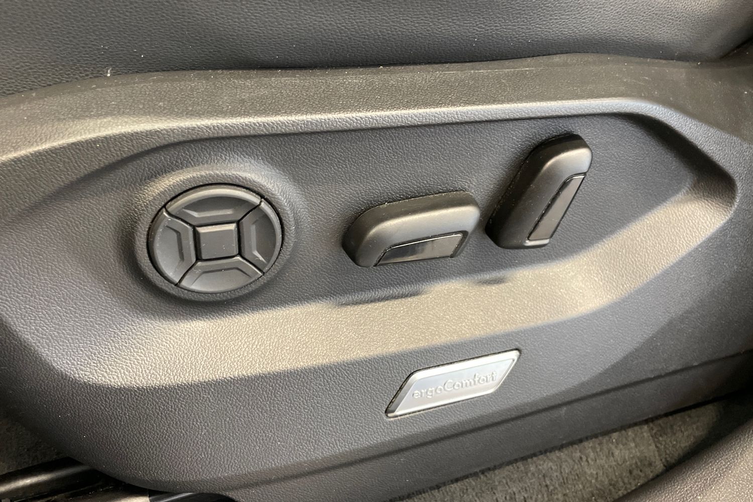 Volkswagen Touareg vaihtoauto