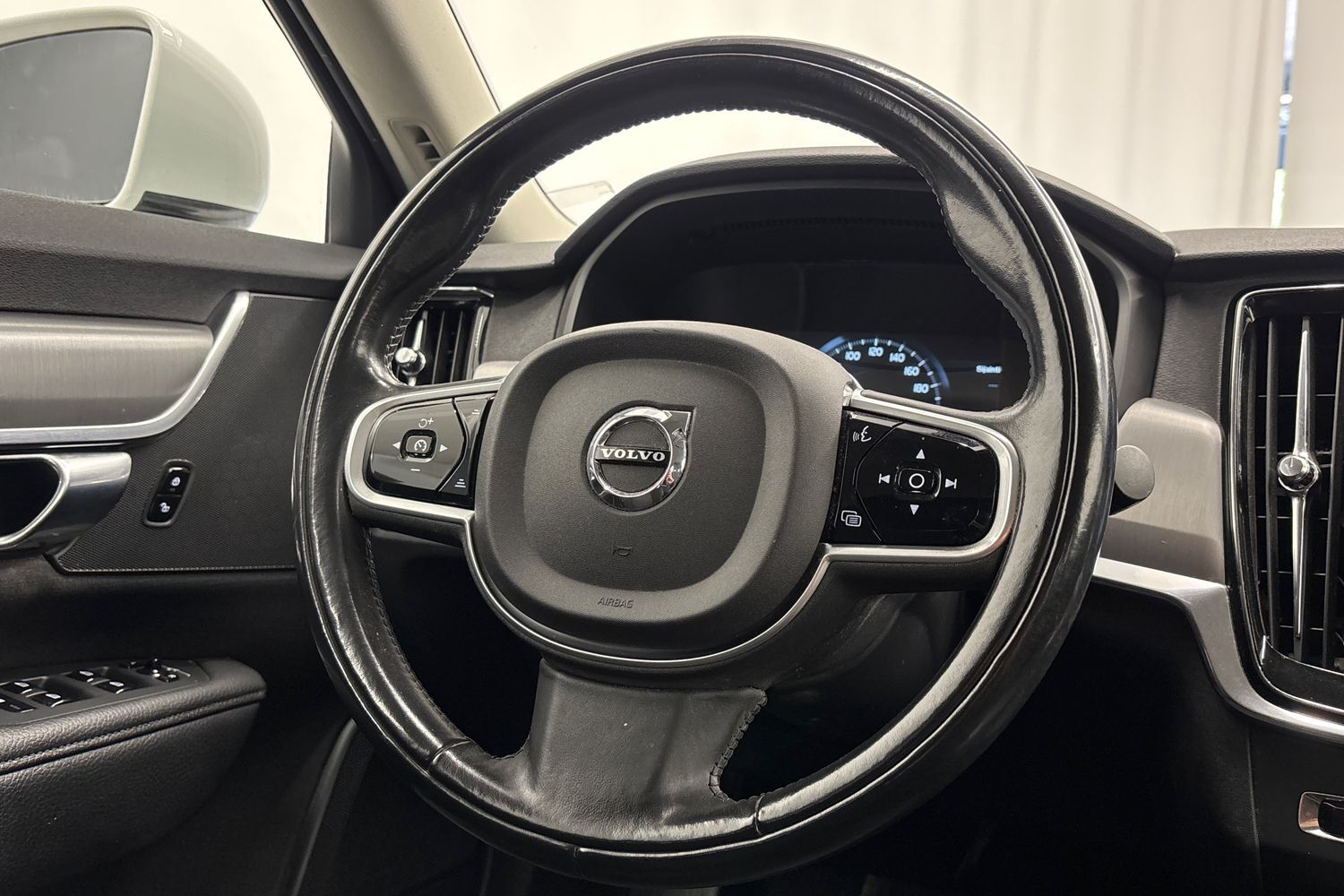 Volvo S90 vaihtoauto