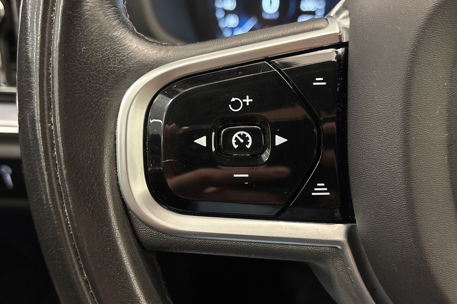 Volvo V60 Cross Country vaihtoauto