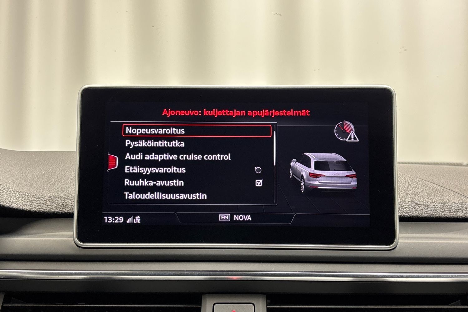 Audi A4 vaihtoauto