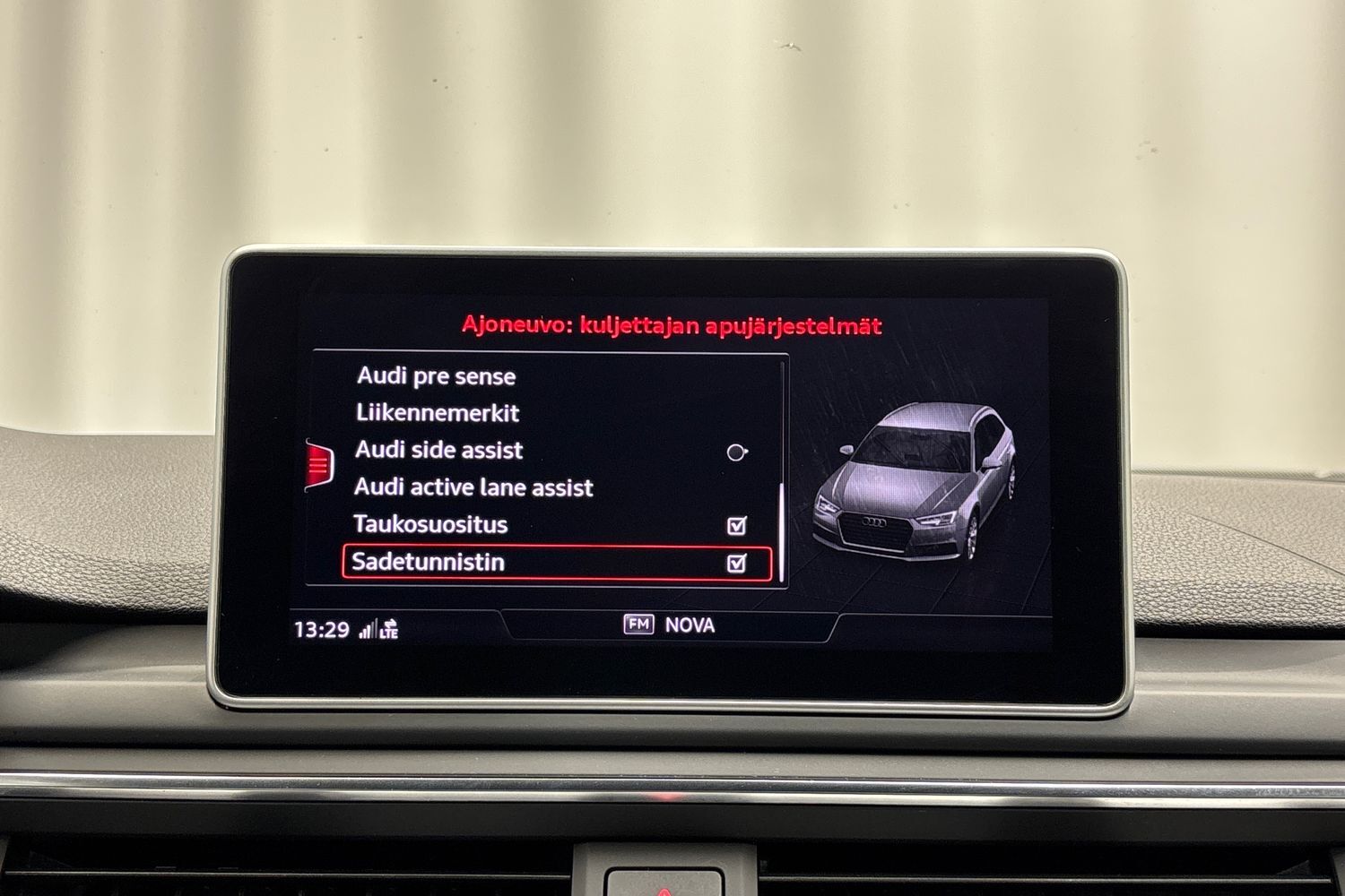Audi A4 vaihtoauto
