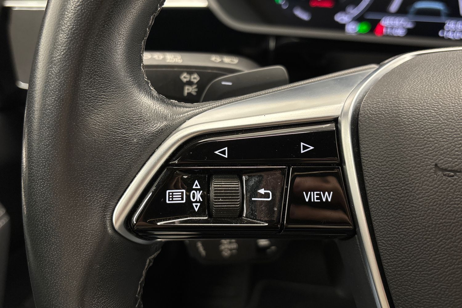 Audi Q8 e-tron vaihtoauto