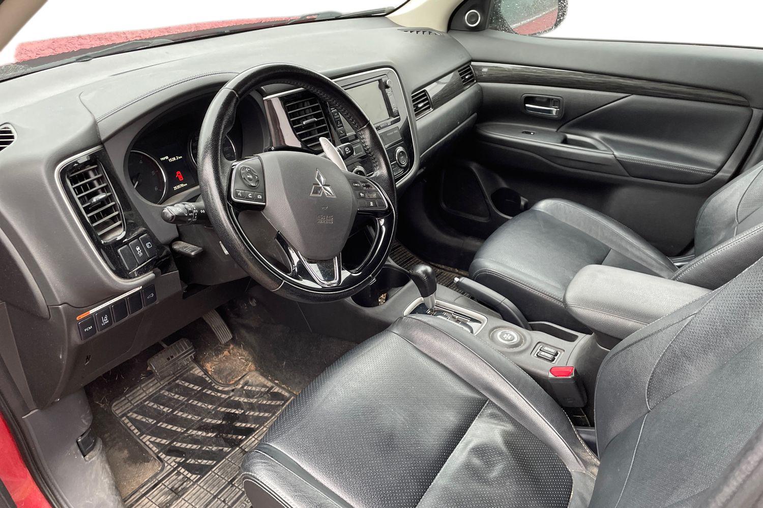 Mitsubishi Outlander vaihtoauto